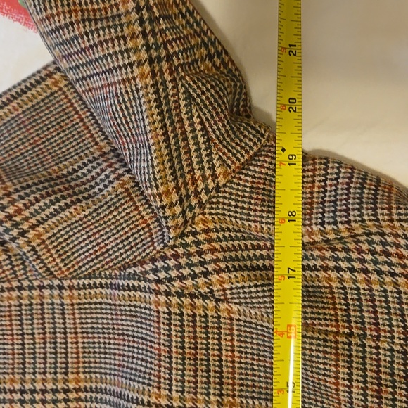 Nina Mclemore wool brown jacket and skirt,size 12. Used. Looks new. - Picture 10 of 15